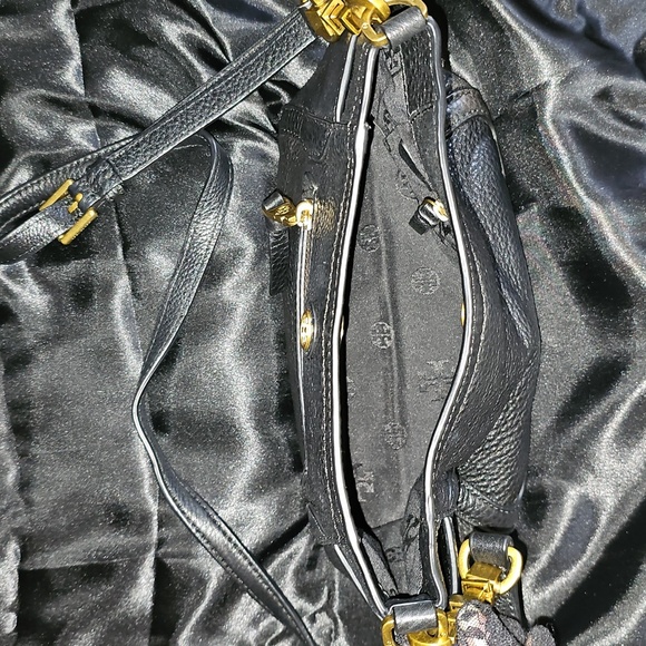 Tory Burch Black Leather Crossbody Bag EUC w/ Dust Bag! - Picture 4 of 14